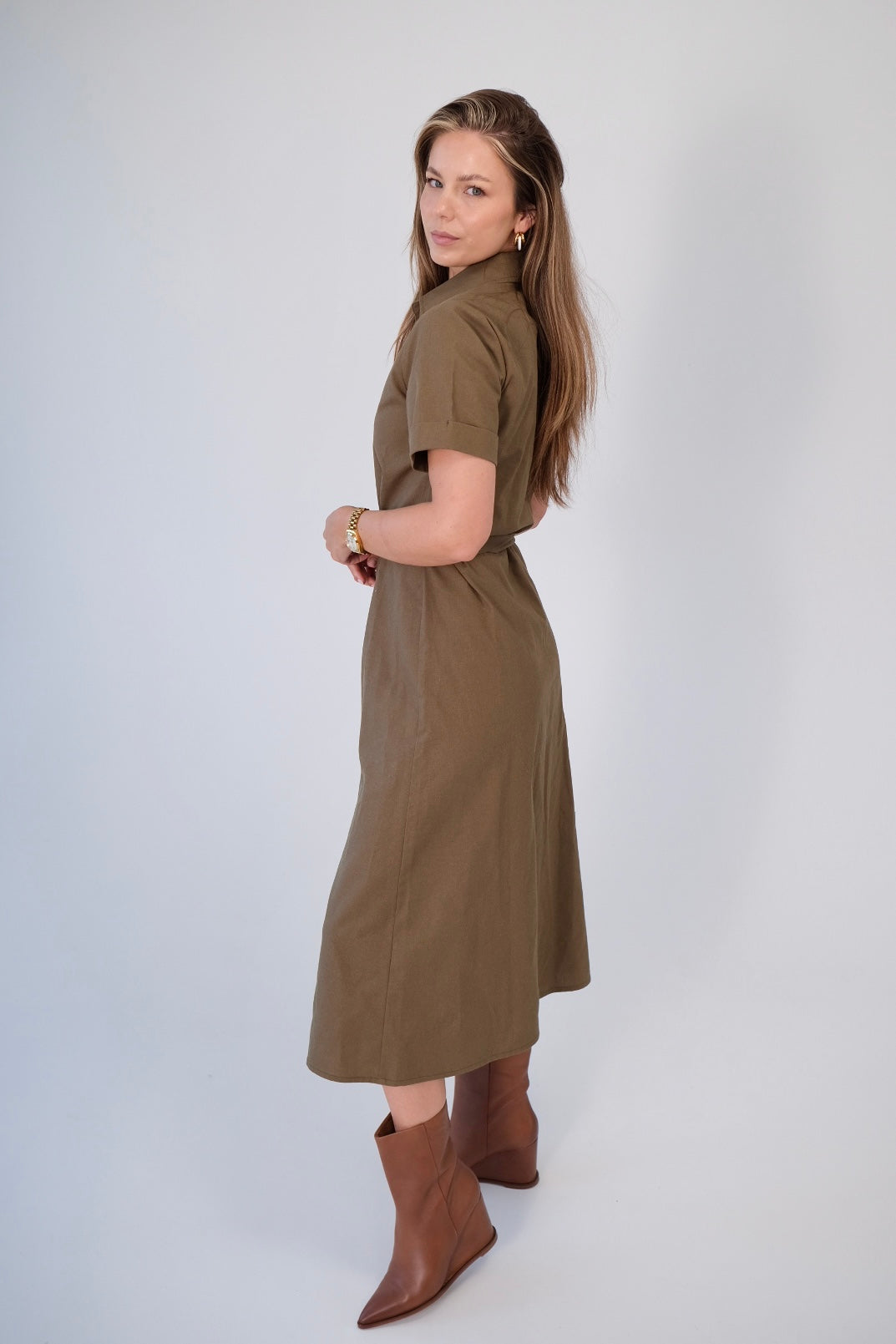 Kleid Midi Khaki mit Bindegürtel