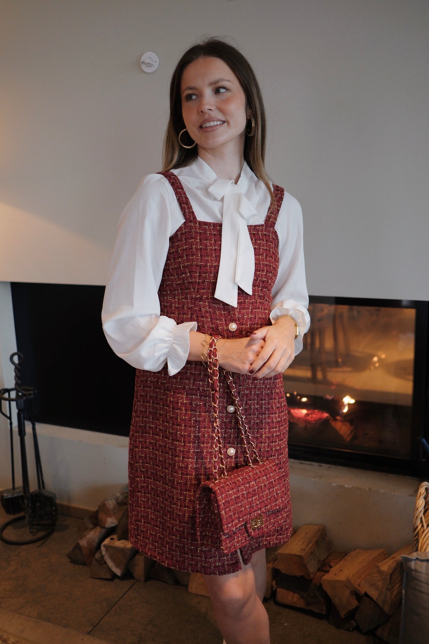 Kleid mit Tweed & weißen Ärmeln