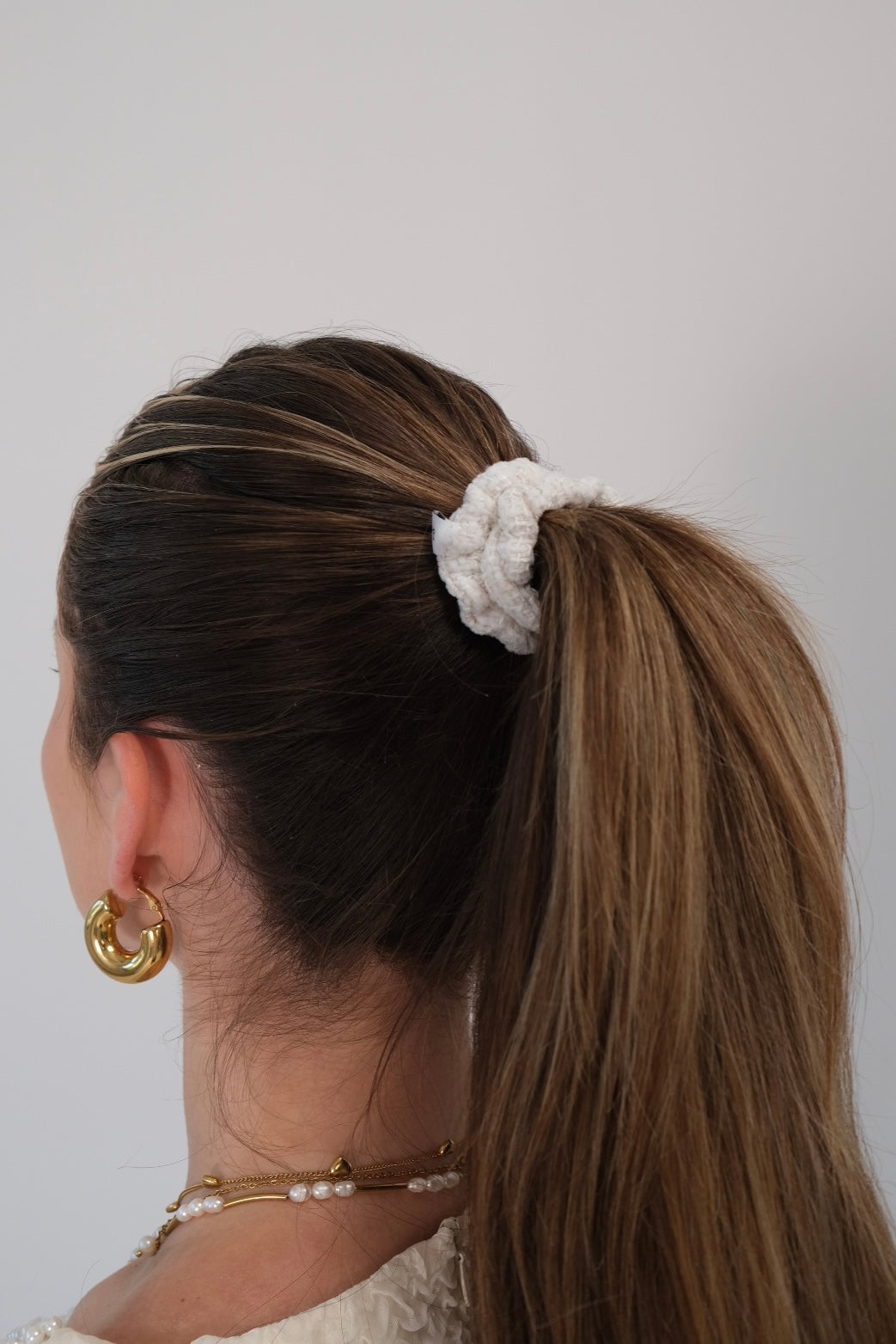 Scrunchie aus Tweed Weiß S