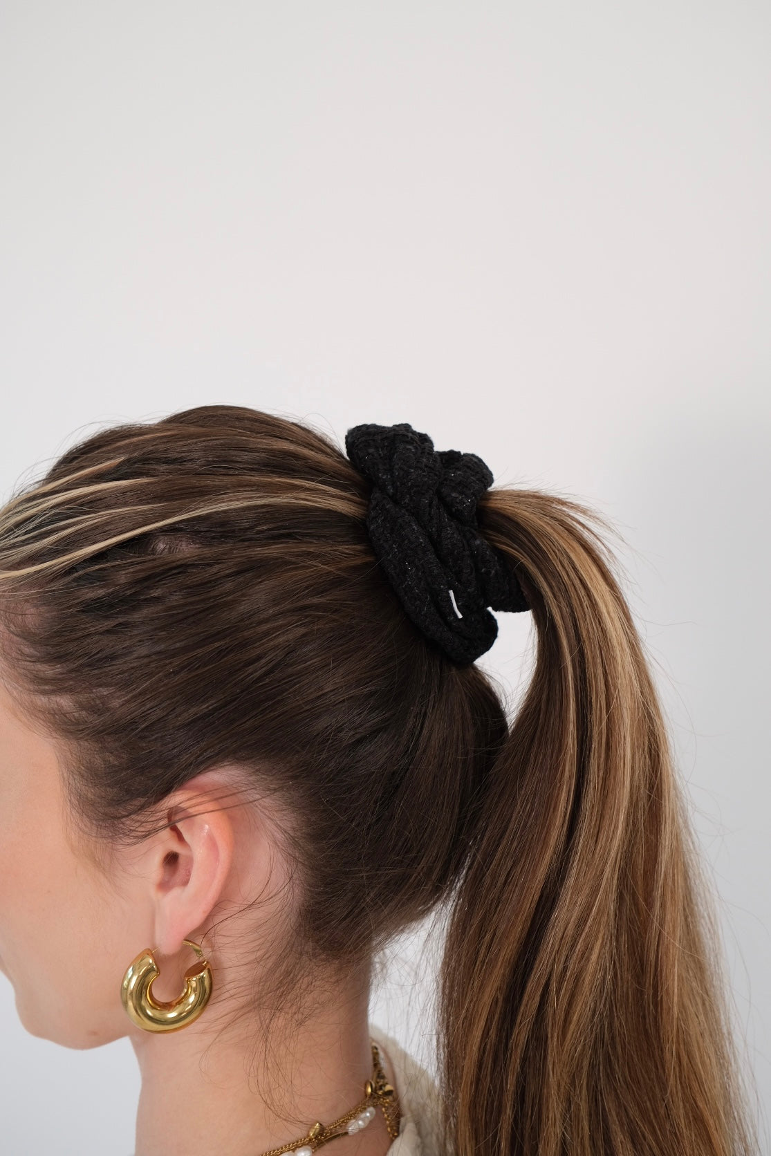 Scrunchie aus Tweed Schwarz M